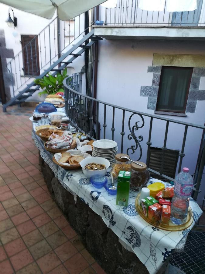 Affitta Camere Casa Delle Rose Villanova Monteleone Zewnętrze zdjęcie