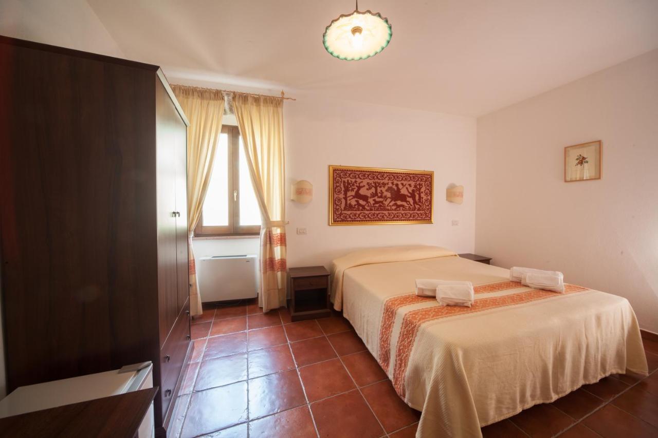 Affitta Camere Casa Delle Rose Villanova Monteleone Zewnętrze zdjęcie