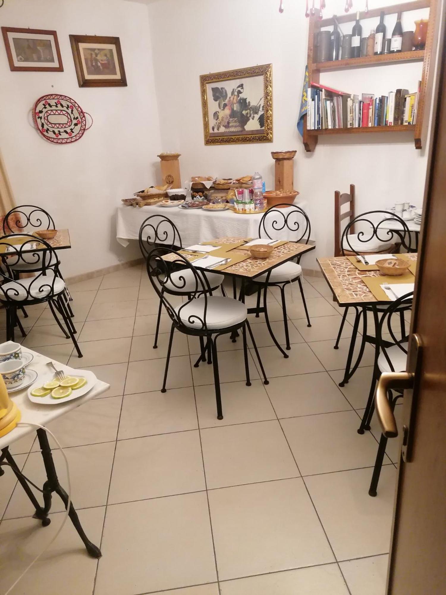 Affitta Camere Casa Delle Rose Villanova Monteleone Zewnętrze zdjęcie